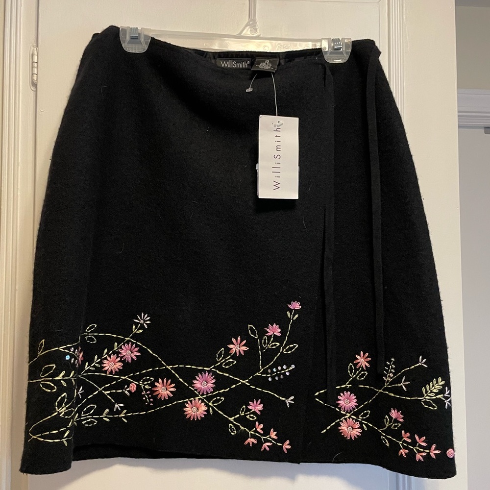 Willi Smith size 10 wool wrap skirt